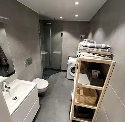 아파트 Ny Eksklusiv Studioleilighet 트롬쇠